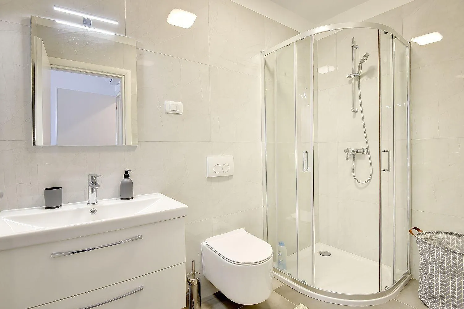 Ferienwohnung Mit Meerblick, Nur 500 Meter Zum Strand Medulin Apartment